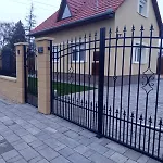 President Apartmanhaz - Nincs Szomszed - Egy Idoben,egy Tarsasag -