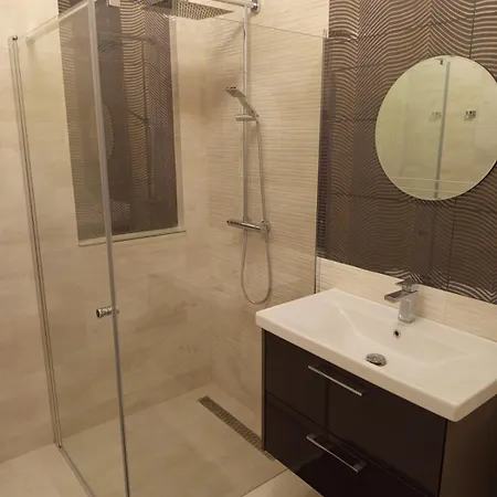 Διαμέρισμα President Apartmanhaz - Nincs Szomszed - Egy Idoben,egy Tarsasag -