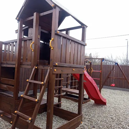 President Apartmanhaz Lägenhet *