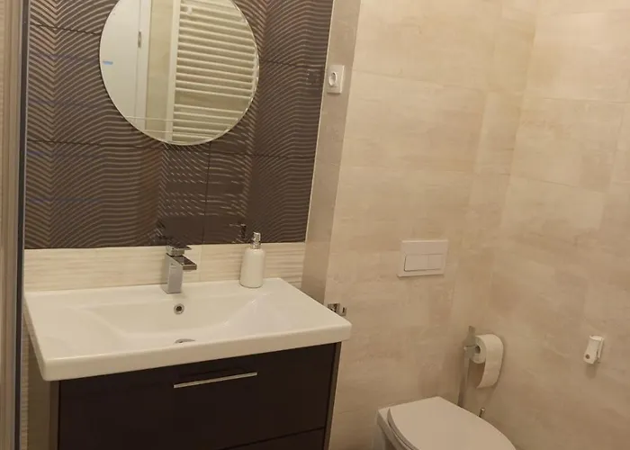 President Apartmanhaz Lägenhet *